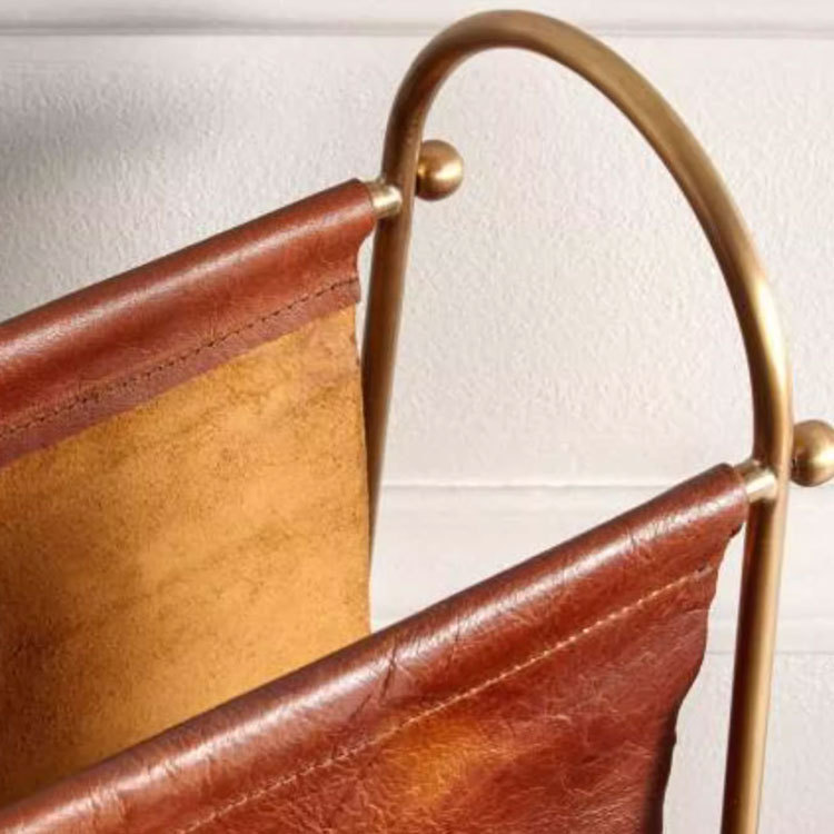 Revisteiro de couro e metal de - Home Decor Magazine avaliação e preço